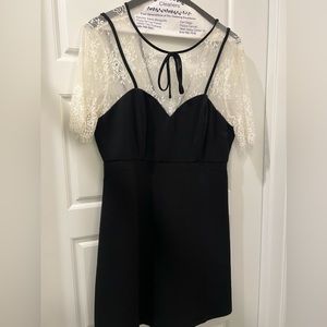 Black and white lace dress Forever 21